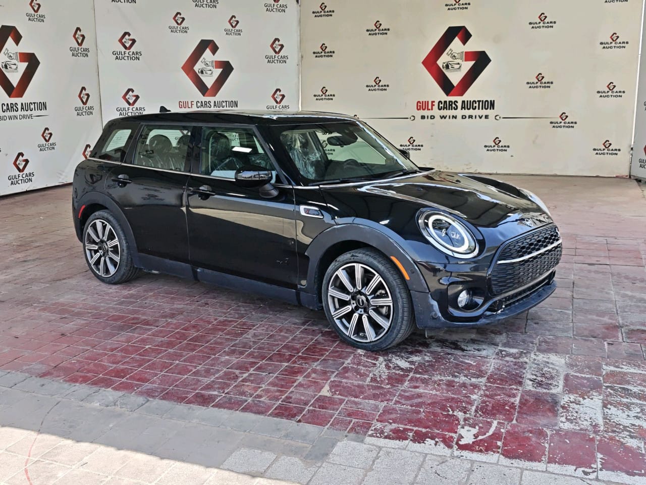 2023 MINI CLUBMAN