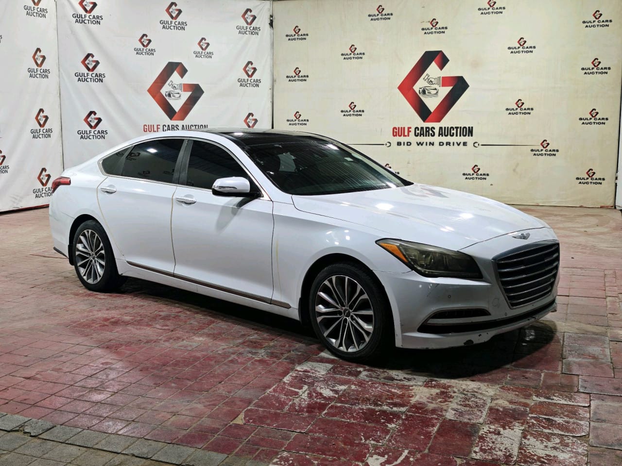 2015 HYUNDAI GENESIS 3