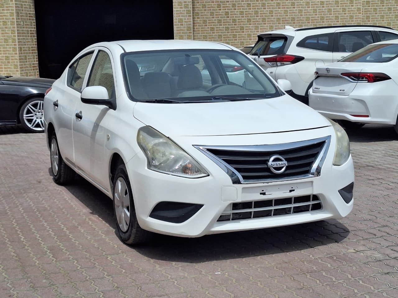 NISSAN SUNNY 2018
