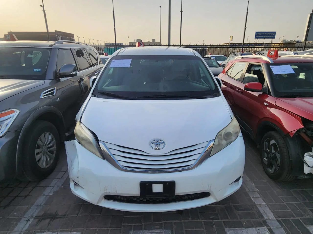TOYOTA SIENNA 2016