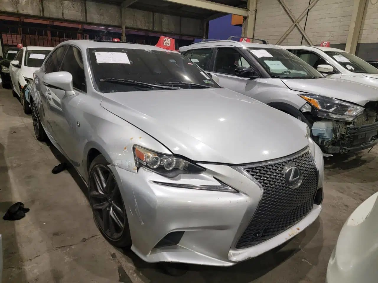 LEXUS IS 200T 2016